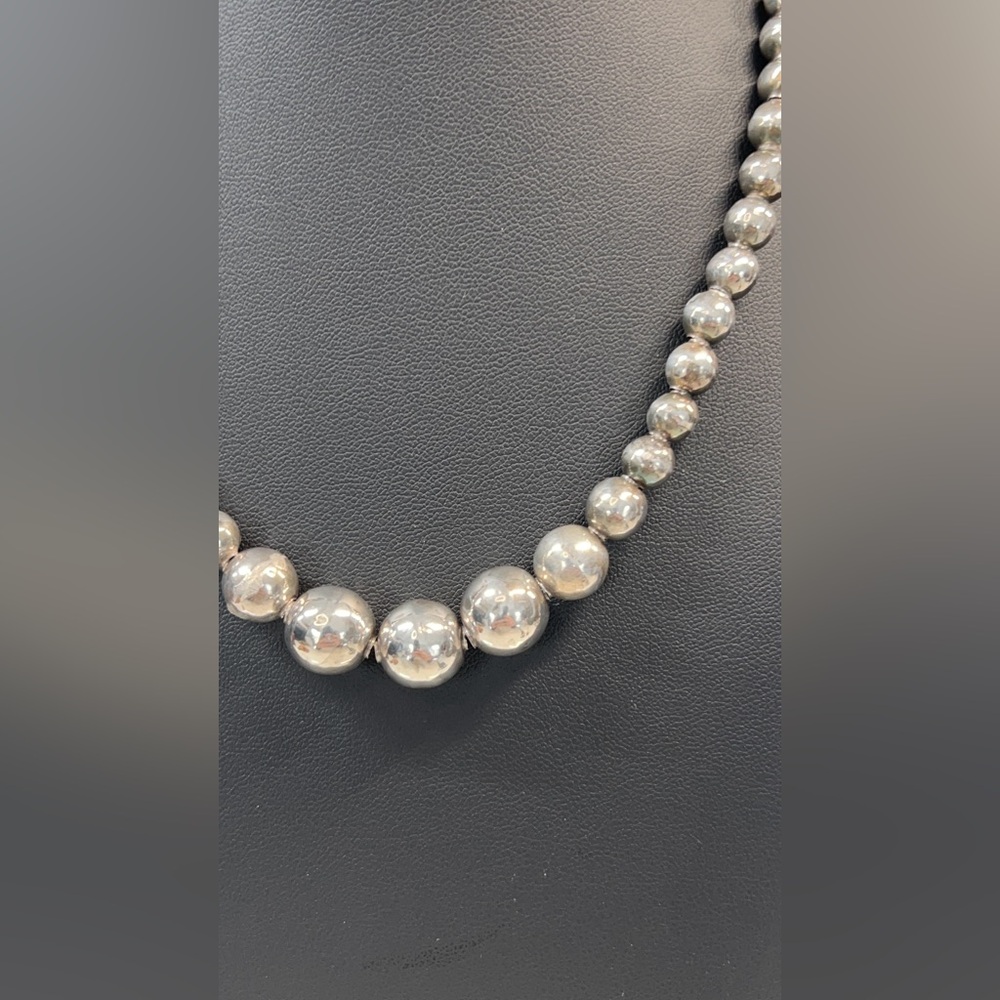 Vintage Mexico Sterling Silver Graduated Ball Bead Necklace - Picture 7 of 7